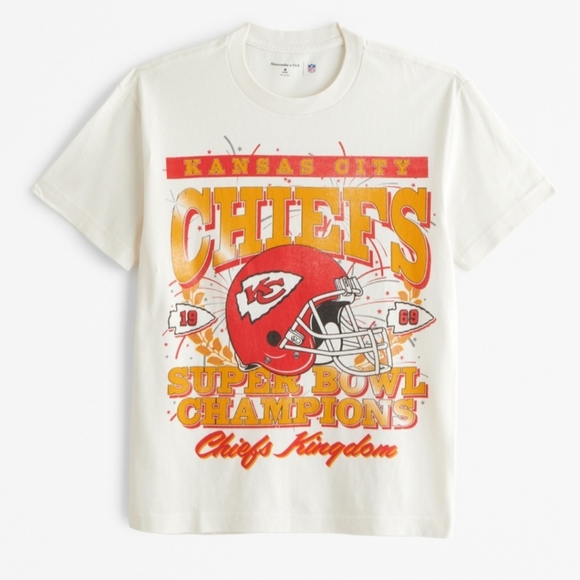 Abercrombie & Fitch Other - Abercrombie & Fitch NFL Kansas City Chiefs T-Shirts Size Large NWT